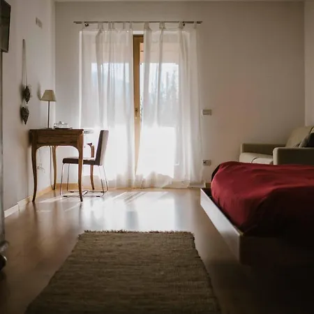 Agritur Le Giare Bed & Breakfast *
